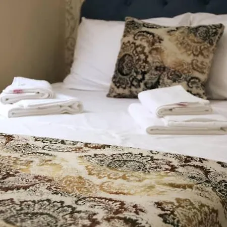 Estampolis Séjour chez l'habitant *