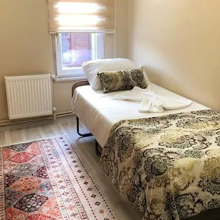 Estampolis Pansiyon İstanbul