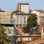 Estampolis