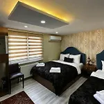 Estampolis Pansiyon İstanbul