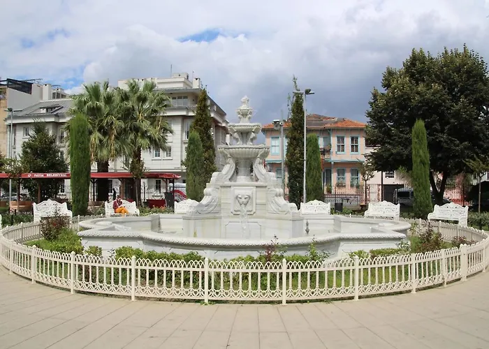 Проживание в семье Estampolis